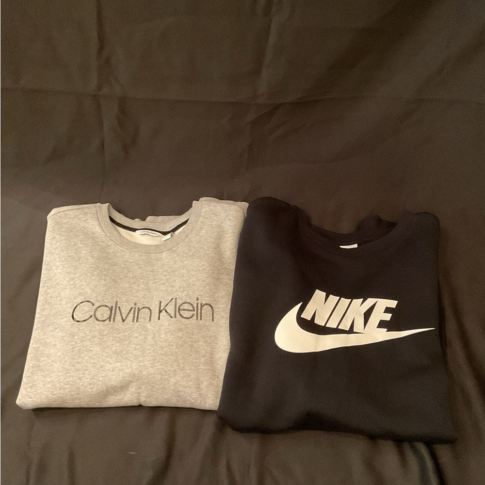 Bundle Calvin Klein and Nike Men’s Crewneck Sweaters